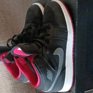 Air Jordan 1s 7 youth Red and black